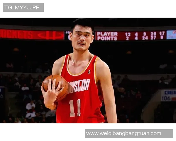 哈灵顿如何在NBA赛场上成功防守姚明的独特策略与技巧分析