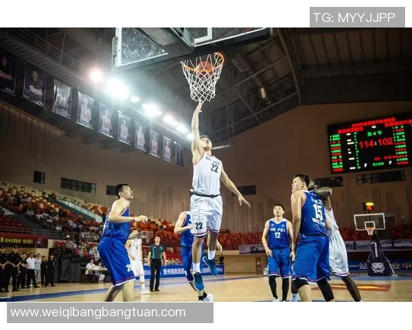 篮球明星亲自讲解篮球技巧与战术分享助你提升球技的秘诀